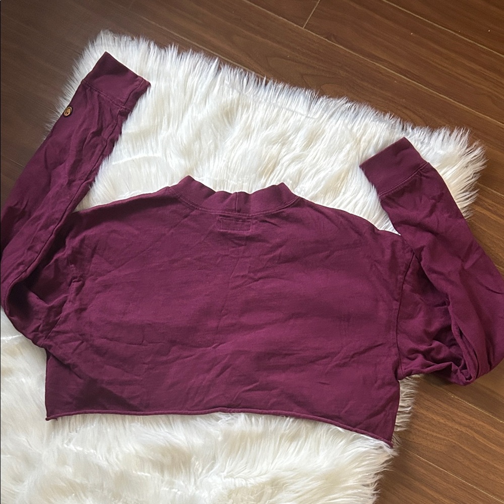 CHINATOWN MARKET Maroon Cropped Long Sleeve Crew Neck Mock Neck M - Picture 6 of 6